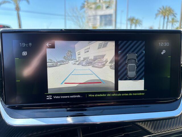 PEUGEOT 2008 GT 1.2 E-THP AUTO SPANISH LHD IN SPAIN 68000 MILES SUPERB 2020